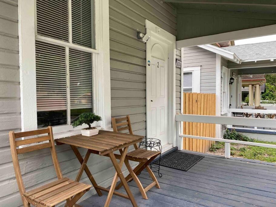 טאמפה Cozy Studio Bungalow Steps To Armature Works מראה חיצוני תמונה