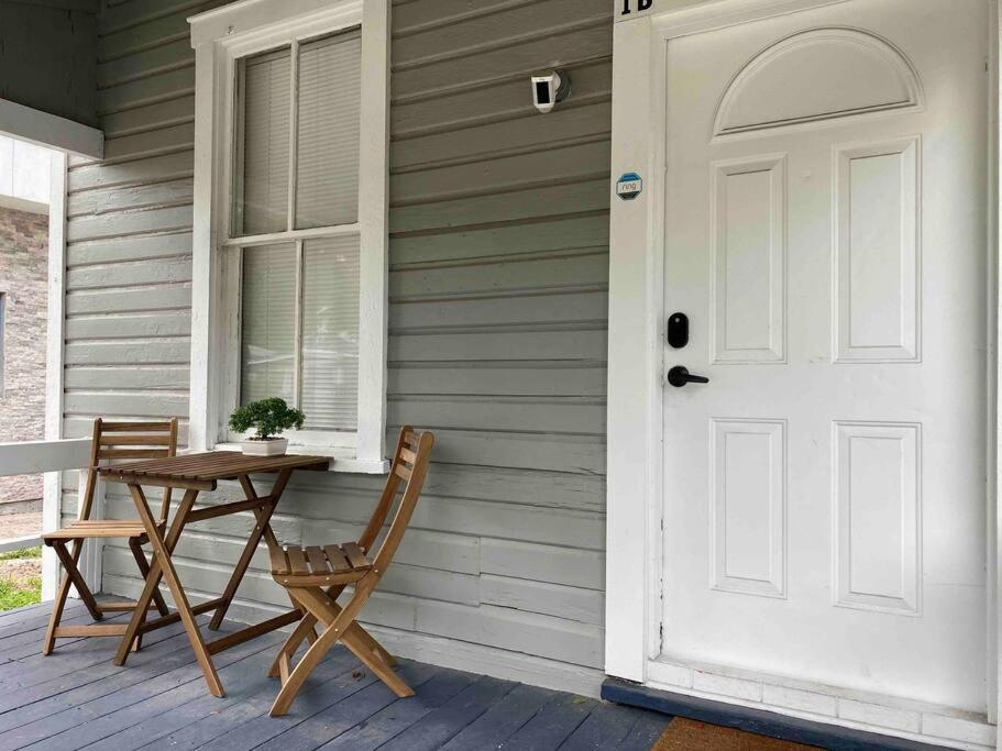 טאמפה Cozy Studio Bungalow Steps To Armature Works מראה חיצוני תמונה